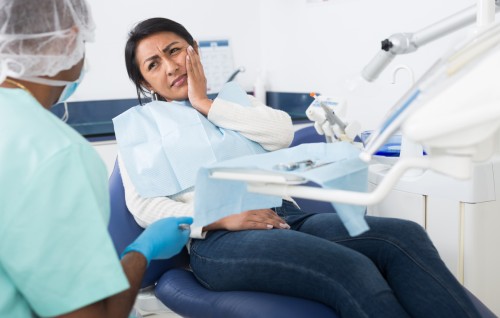 How an Emergency Dental Clinic Handles Common Dental Quandaries 3